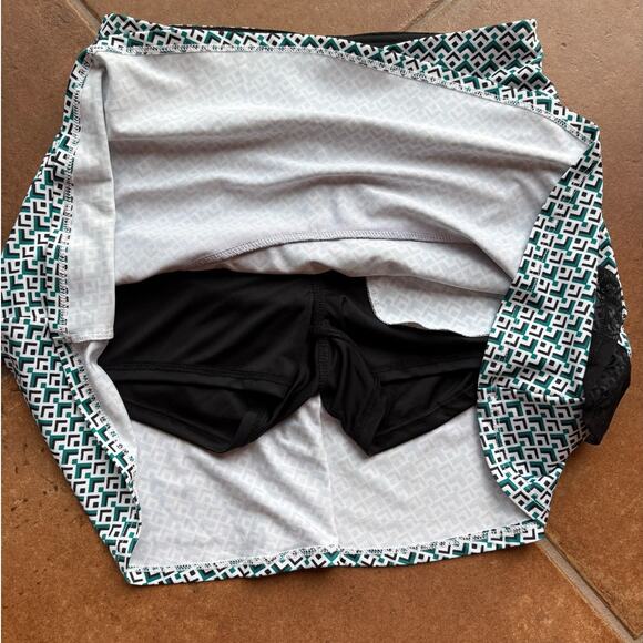 GG Blue Geoprint Ruffle Athletic Skort Golf Tennis Outdoors NWT size XS - Picture 3 of 7